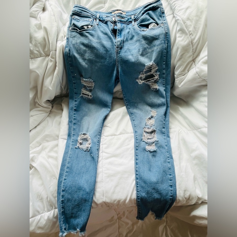 Levi's Light Blue Distressed Skinny Jeans